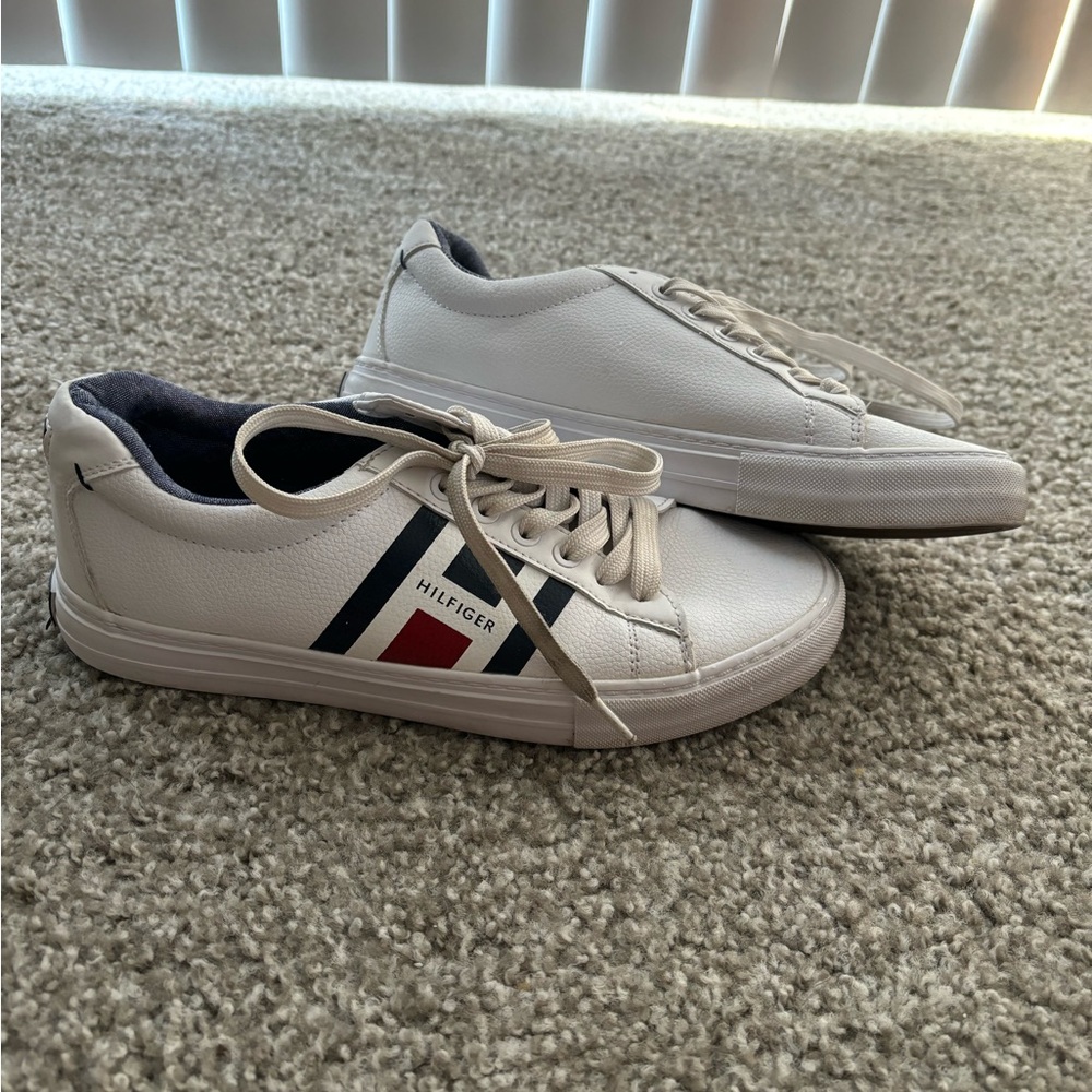 Tommy Hilfiger women’s sneakers